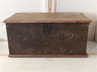 1800's wood storage box with till