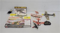 Assorted model airplane items