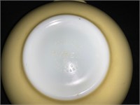 Pyrex Yellow 2 1/2 Quart Bowl