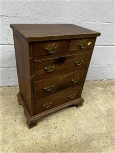 Small 5-drawer Pine Chest