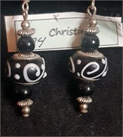 Black & White Glass Bead Ornament Earrings