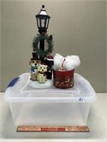 CHRISTMAS LOT WITH STORAGE CONTAINER