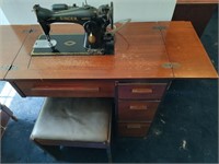 1952 Singer Sewing Machine Table - Read