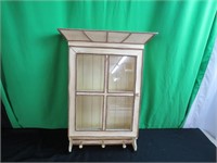 Decorative wall hanging cabinet 18x31