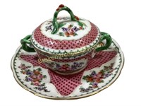 Porcelain Sauce Set