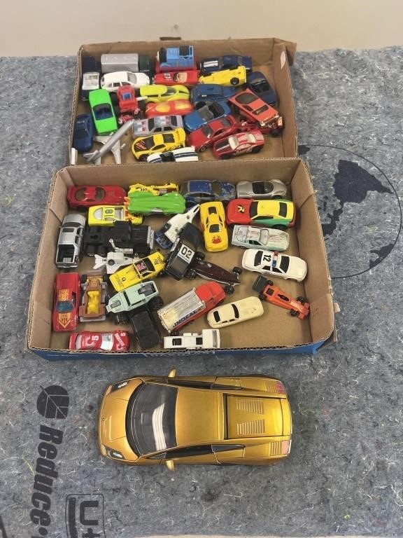 Die cast car lot