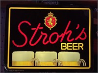 Stroh’s beer light-up sign.