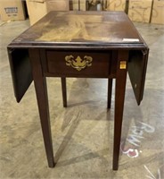 Late 20th Century Chippendale Pembroke Table