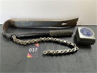 Small Chain Wrench, Nail Puller & 16' Tape Measure