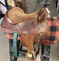 15in Saddle