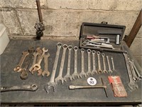 Lot: Wrenches & Sockets