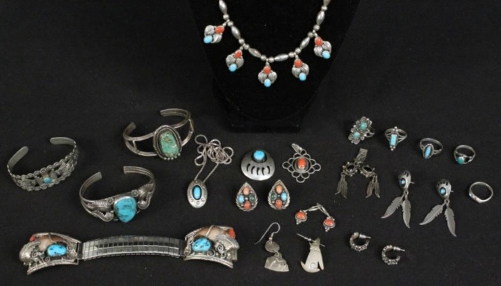 Turquoise Jewelry w/ Keyonnie Begay Bracelet