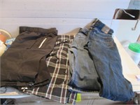 LOT ASSORTED GUC MENS PANTS ASSORTED SIZES