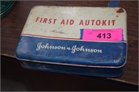 Vintage Johnson & Johnson First Aid Autokit
