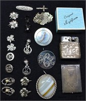 Lot of sterling silver, 76g tw not including light