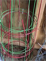 4 Vinyl Tomato Cages