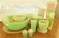 Tupperware PASTEL