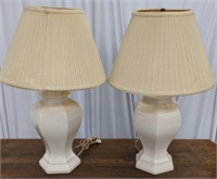 Ceramic table lamp, 25" H, Bidding 1xqty
