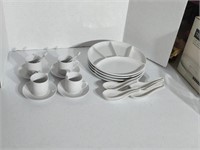Set of 4 Himark porcelain tea cups and saucers,