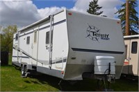 2007 -29' Terry Holiday trailer (Bunk Model)