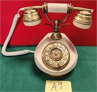 28 - ANTIQUE-STYLE PUSH-BUTTON TELEPHONE (A9)