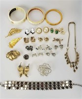 Women's Fashion Jewelry Lot