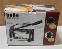 NIB Bella Kitchen Belgian Waffle Maker