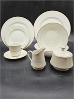 (44) Golden Ivory Japanese China Service for 88-