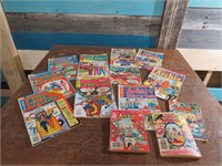 12 ARCHIE COMIC BOOKS