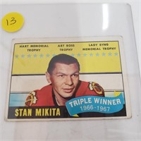 Stan Mikita Topps hockey card 1967-68
