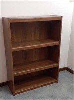 41.5 x 30 x 11.5 bookcase, with adjustable