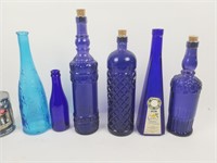 Lot de bouteilles bleu de cobalt dont Ikea