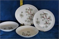 Four Pieces of Oven Proof Dinnerware