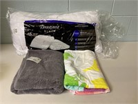 Unused Beauty Rest Pillow and Towels