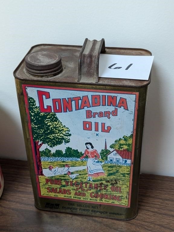 Contadina Brand Vegetable Oil Can