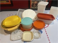 Large lot of vintage misc Tupperware most have