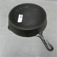 Erie No. 10 Cast Iron Pan - 716A - CRACKED