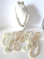 LOT ASSORTED VINTAGE COSTUME  JEWELRY, FAUX PEARLS