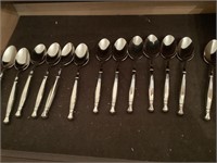 OneidaStainless Silverware 13 Spoons