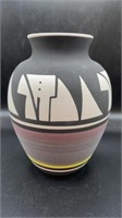 Ute Mtn Tribe Pottery Vase Signed Maxine Talk #21