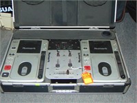 Numark MX05 Mixer ( In Case) CDJ System