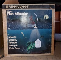 Brinkmann Fish Attractor In Box