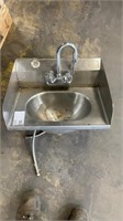 16x20 stainless wall sink