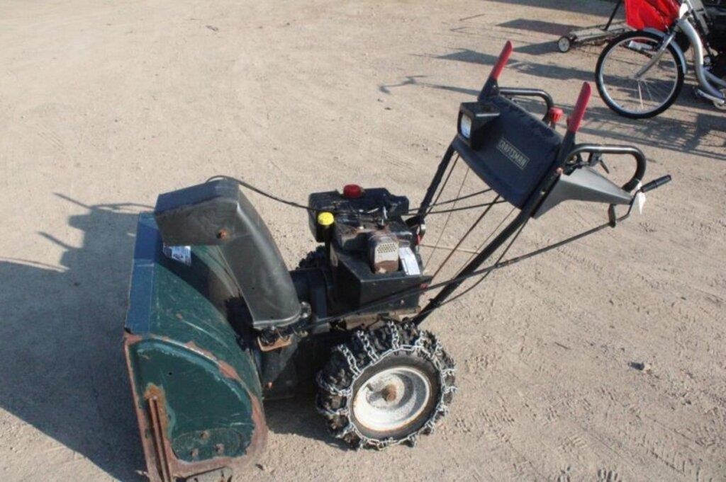 28'' Craftsman 8hp Tecumseh Snow Blower w/ Light