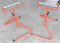 Pair of folding roller stands with rollers