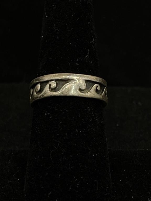 Vintage Silver 925 Wave Ring Size 7.5