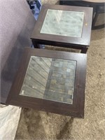 Pair of end tables, measure 20 x 22"