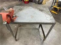 Metal workbench with Vice 31 x 22