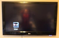 LG 42" LCD TV w/ Remote