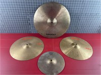 2X PEARL MAXWELL CYMBALS & OTHERS